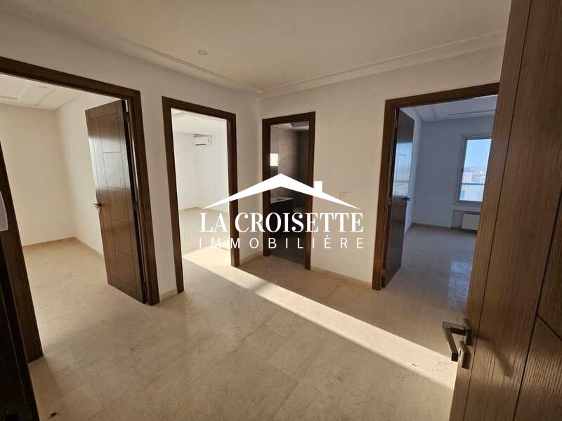 Appartement S+4 à Ain Zaghouan El Wahat